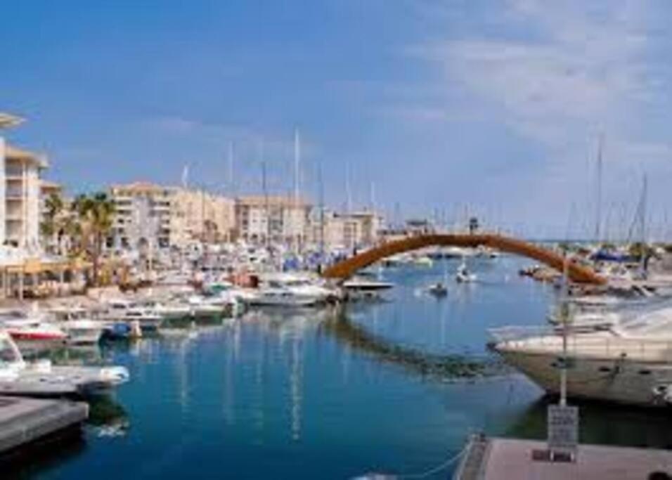 Votre Sejour Cosy A Frejus! Appartement